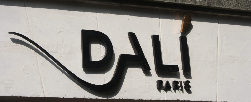 Devanture de l'Espace Dalí à Montmartre - Paris - 2018